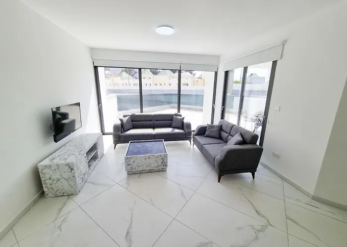 Shades Of Blue Apartment Larnaca